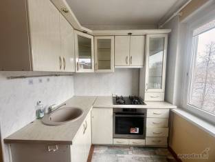 Квартира  PARDUODAMAS 3 KAMBARIŲ BUTAS NAUJAKIEMIO G. 27Nau - NT.ROLTAX.LT