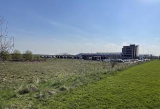 Участок  Parduodamas komercinės paskirties 100 a. sklypas. - NT.ROLTAX.LT