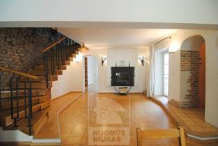 Buto nuoma Vilniuje A spacious 4 room, 137 sq.m. 2 floor apartment wit - NT Portalas.lt